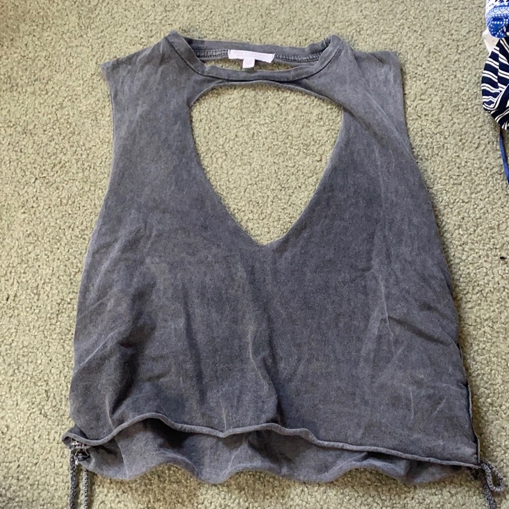 cut out tank top